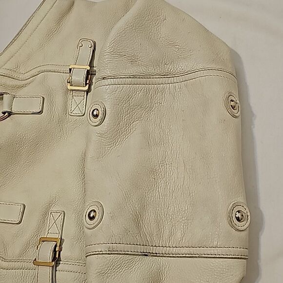 Vintage YSL Cream Leather Hobo - Picture 4 of 11